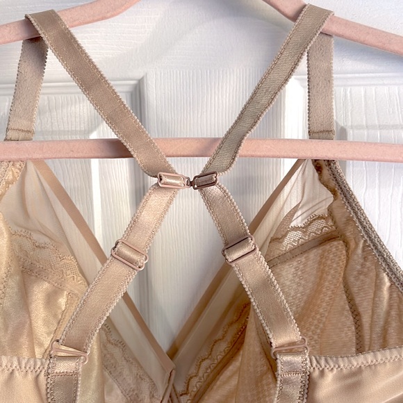 Chantelle Révèle Moi Side Support Bra 32I - Picture 7 of 9